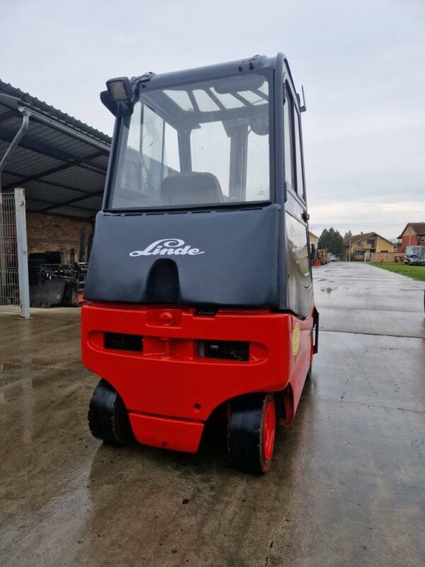 LINDE E20-2003