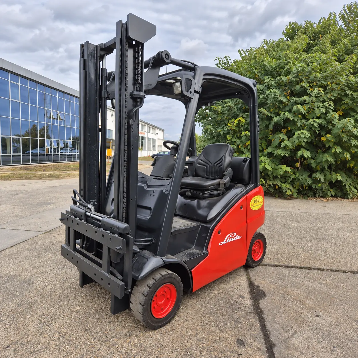 Linde H16D – dizel viljuškar, 1.6t - Slika 3